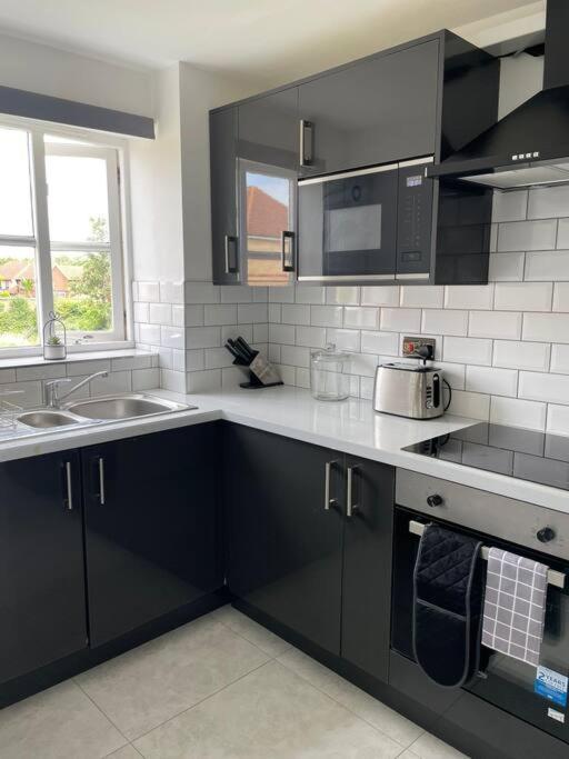 Grays Serviced Apartment Stifford Luaran gambar