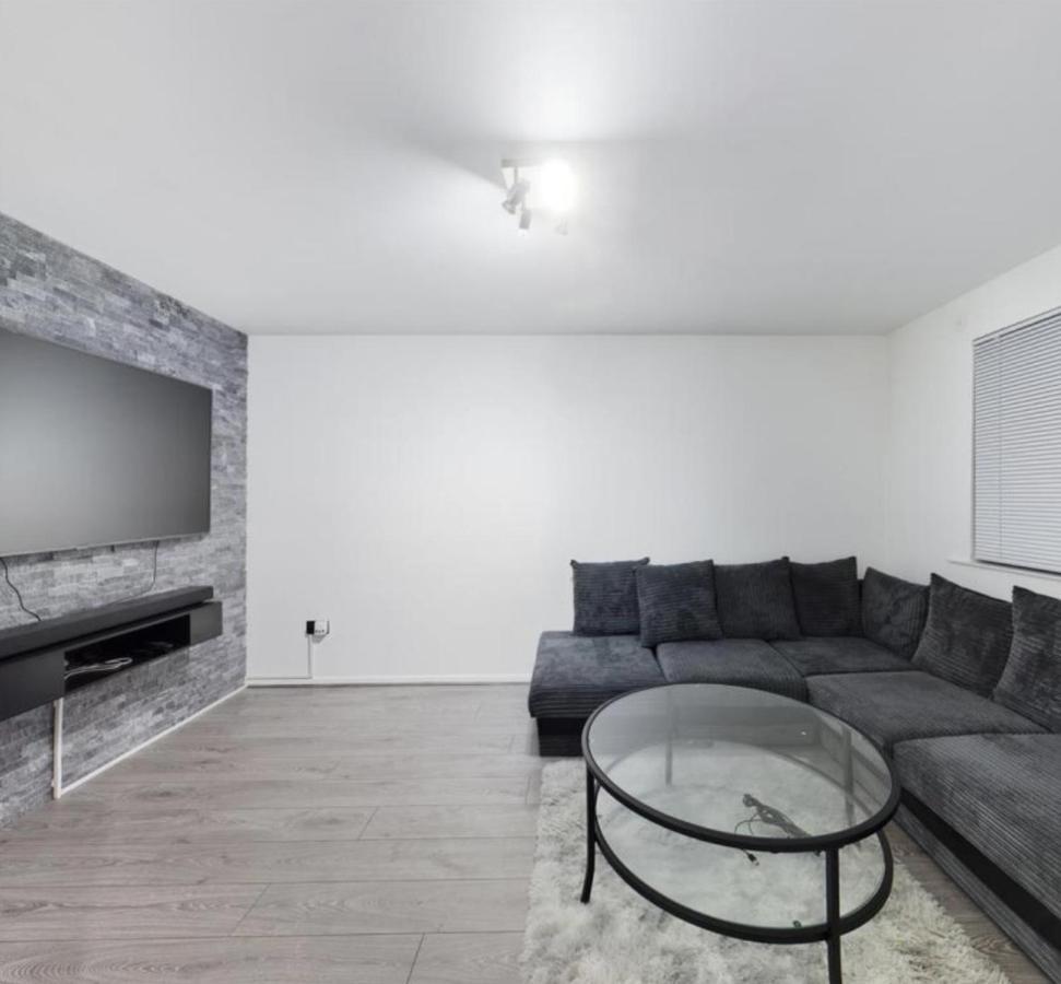 Grays Serviced Apartment Stifford Luaran gambar